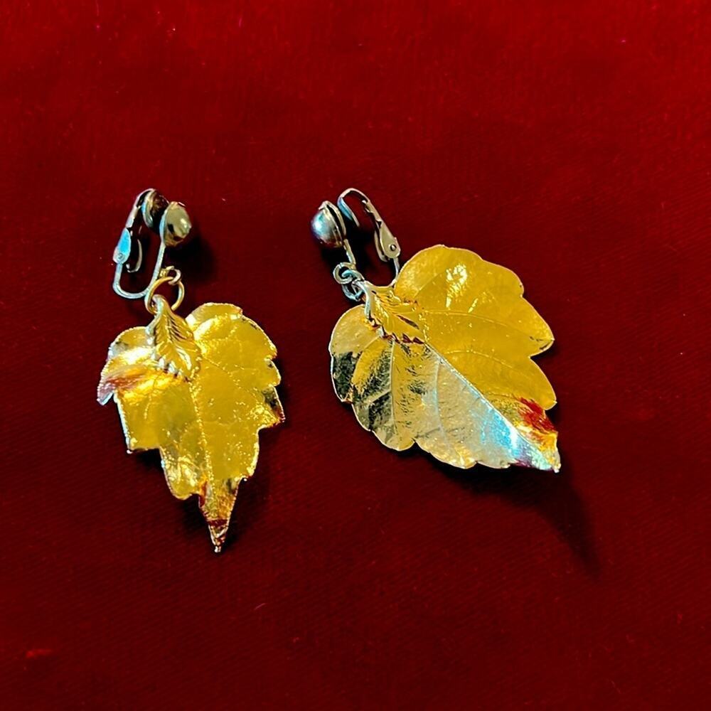Vintage clip Earrings